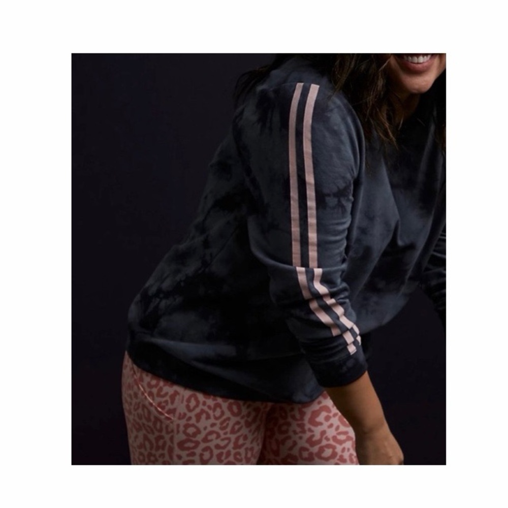 Torrid Active Grey Pink Tie Dye Sweatshirt NWT - Picture 6 of 6